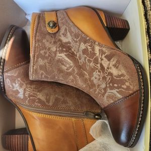 Ladies Ankle Boots By L'artiste